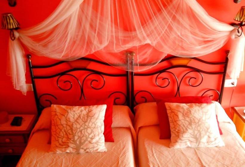 פנסיון Hostal Casa La Picota