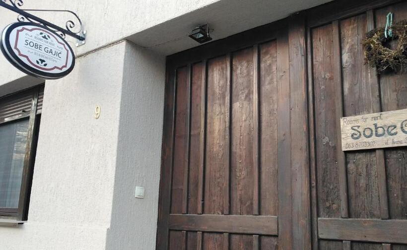 پانسیون Sobe Gajić Sremski Karlovci