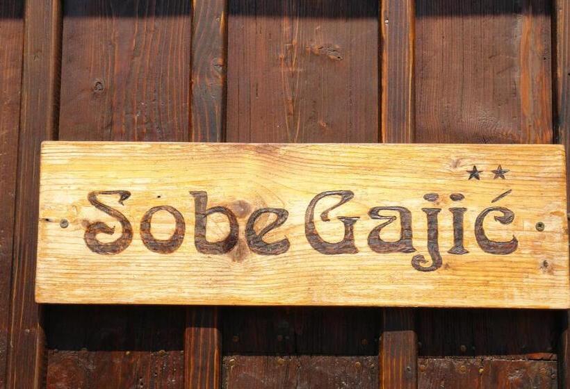پانسیون Sobe Gajić Sremski Karlovci