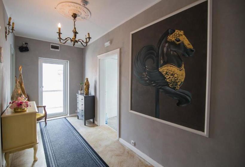 ペンション Vila Antica