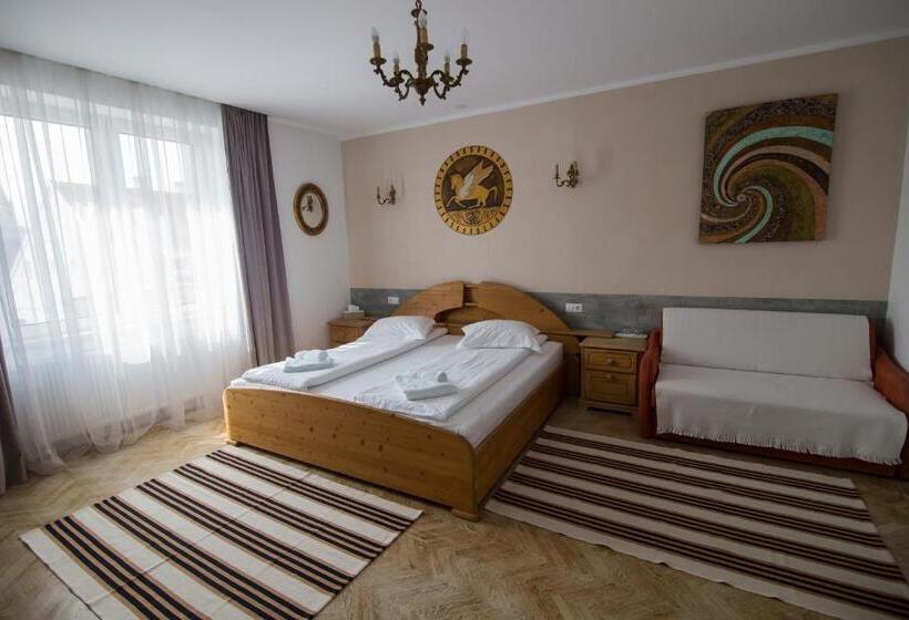 ペンション Vila Antica