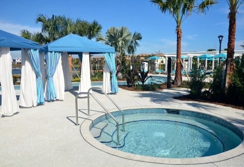 1631la Luxury 6 Bed Villa With Pool & Spa