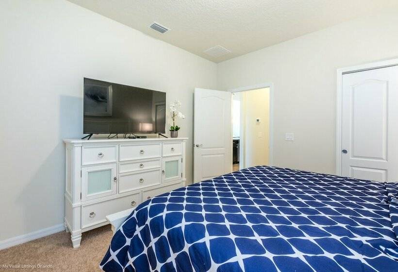 1631la Luxury 6 Bed Villa With Pool & Spa