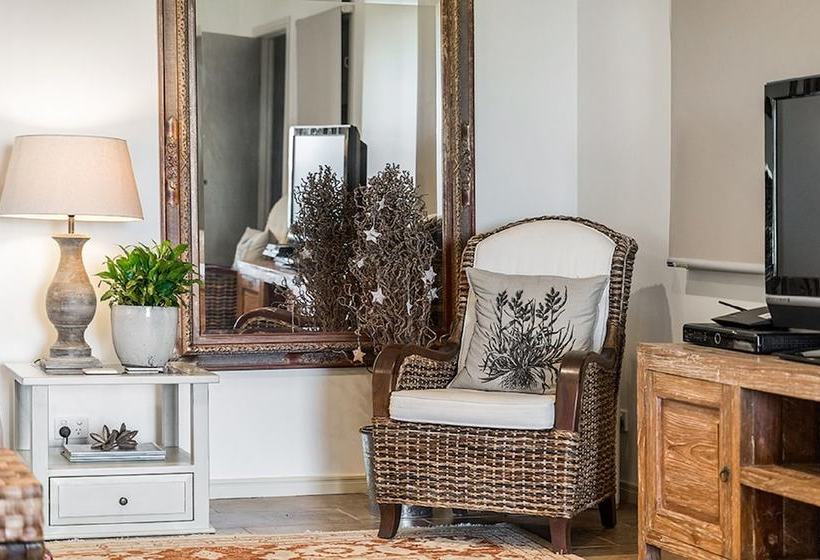 Your Luxury Escape  Bhadra Bails