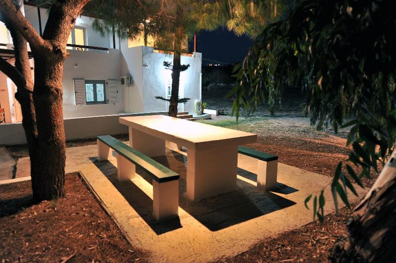 酒店 Tsakanos Apartments