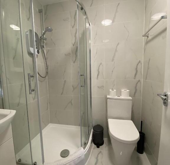 Общежитие Comfortable Cosy Budget Studios In City Center