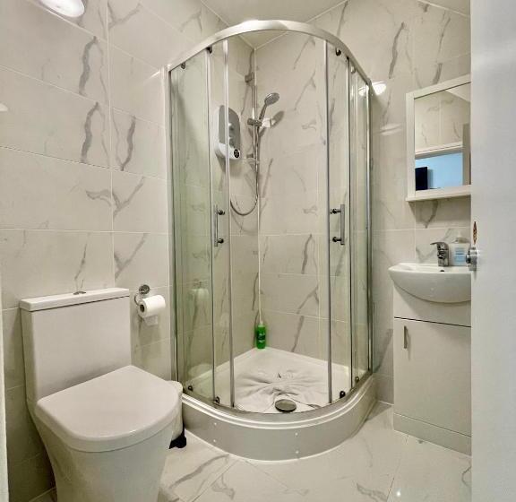 Общежитие Comfortable Cosy Budget Studios In City Center