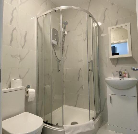 Общежитие Comfortable Cosy Budget Studios In City Center