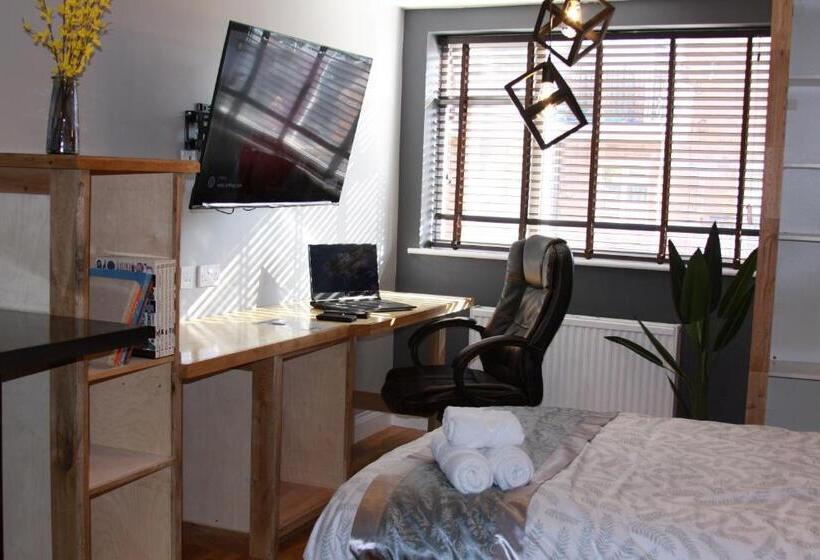 旅馆 College Street Abode