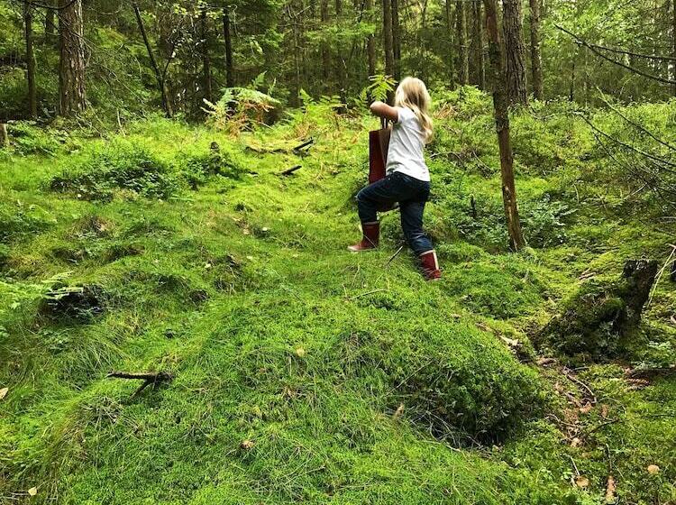 Anfasteröd Gårdsvik   Tälten