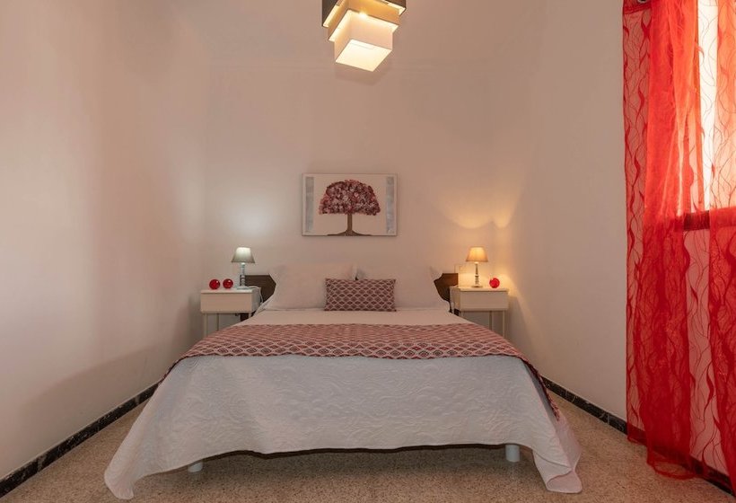 Casa De Vacaciones Con Piscina Compartida Ii