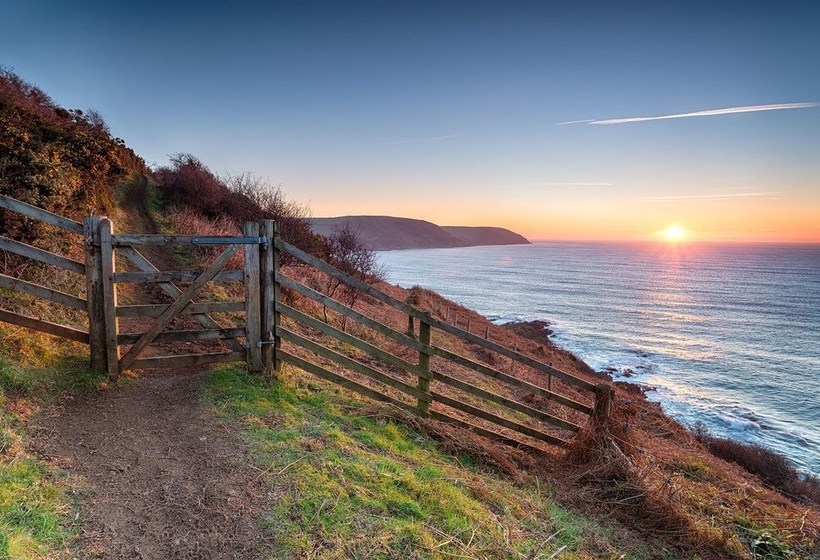 Charming Barn Conversion With Wood Burner Near Looe