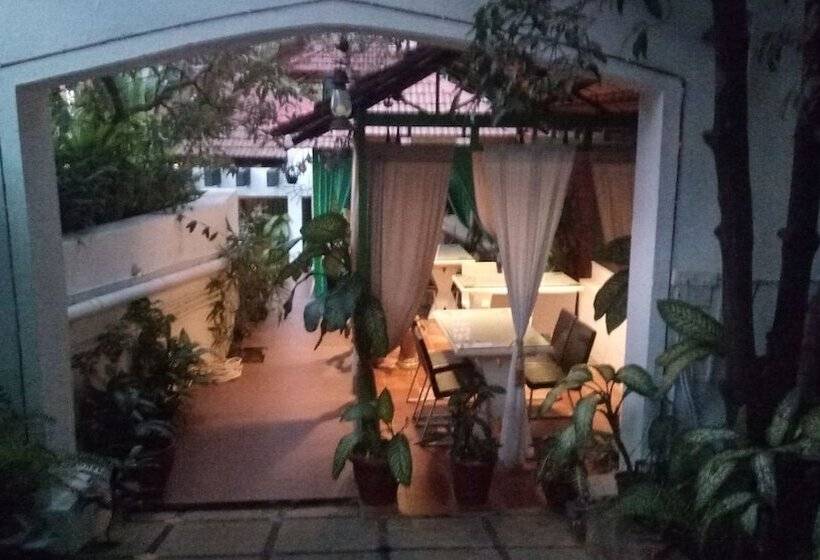 בית מלון כפרי Casa Tropicana