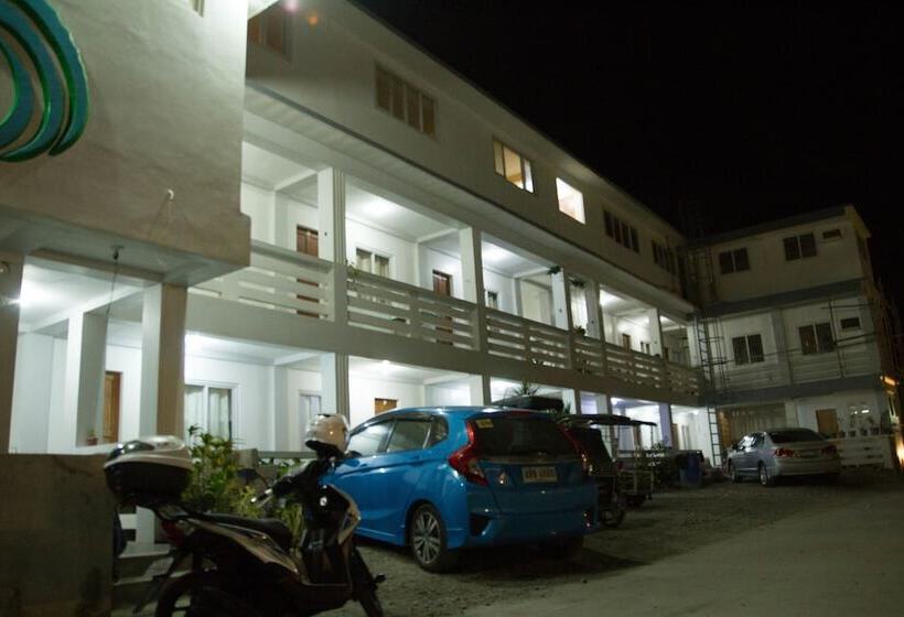 호텔 Megi Beach House