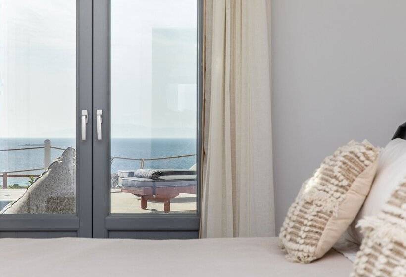 ホテル Mythology Naxos Villas & Suites