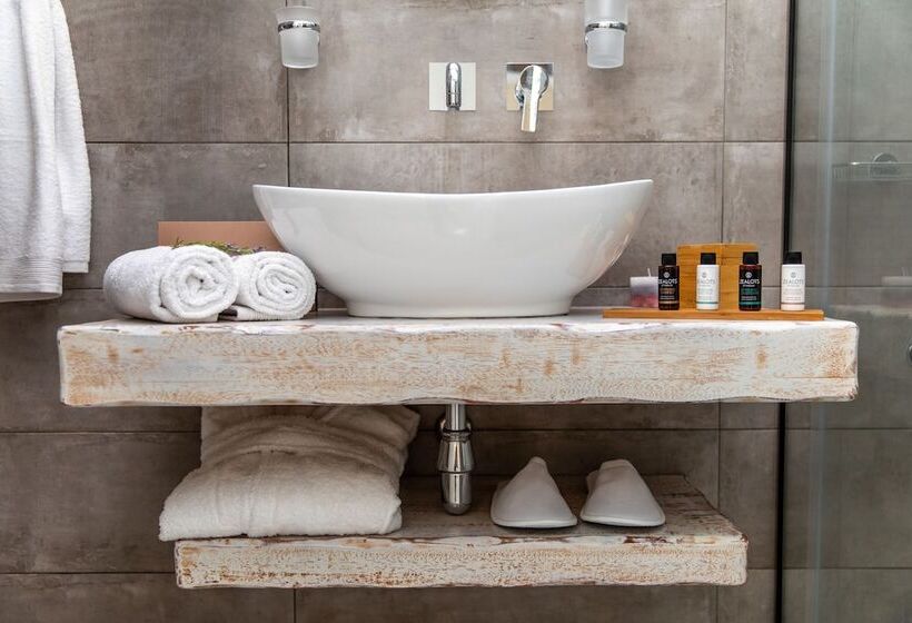 ホテル Mythology Naxos Villas & Suites