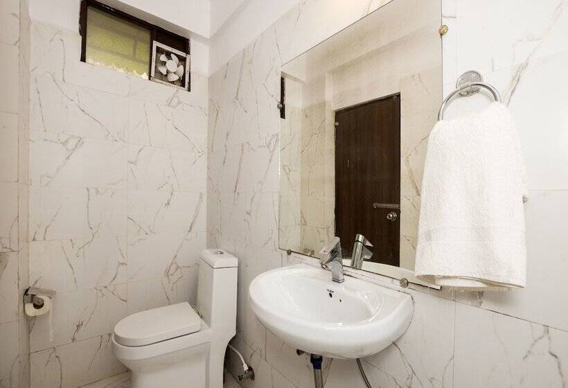 ホテル Shivam Resort By Oyo Rooms