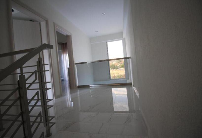 Imagine Luxury Suites