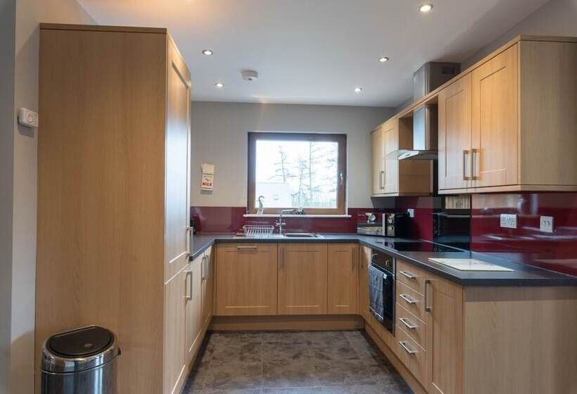 Lord Galloway 34, Newton Stewart