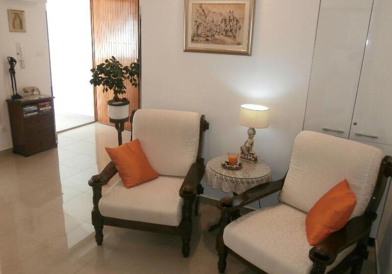 Пансион Apartments Song