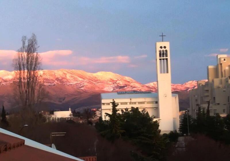 پانسیون Apartments Song