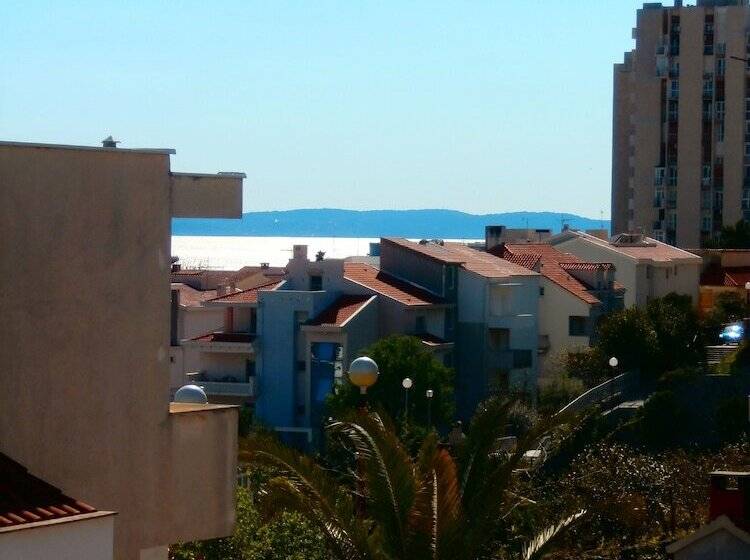 Пансион Apartments Song