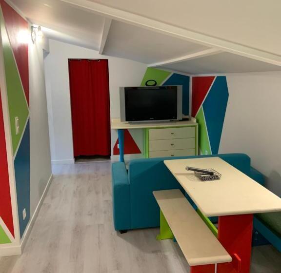 ペンション Domaine Du Serre D Avene