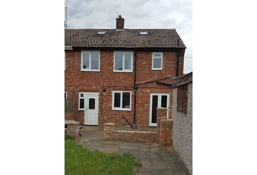 膳宿费 Hollinside Road