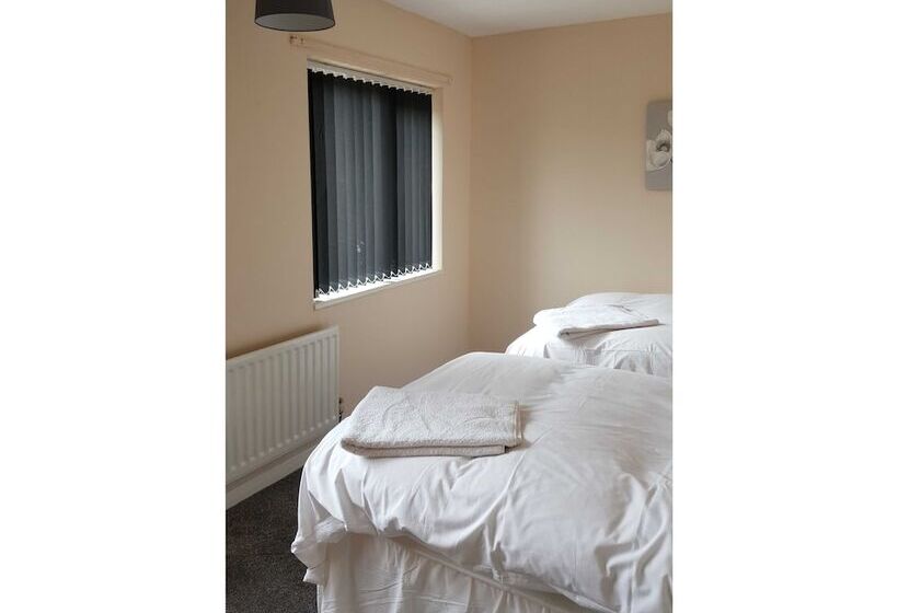 膳宿费 Hollinside Road