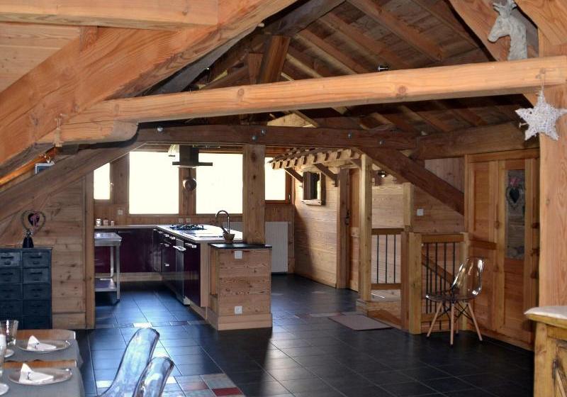 ペンション Le Cerf Che  Near Aravet Gondola