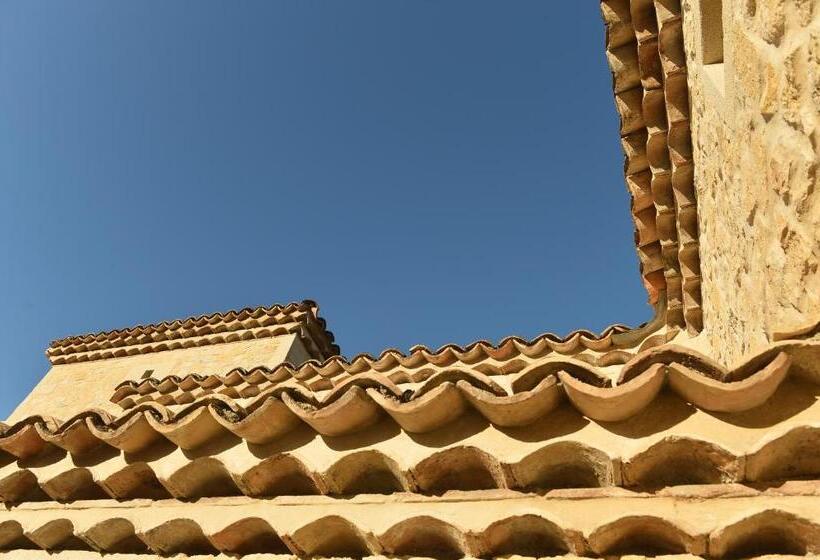 ペンション Le Mas Des Alexandrins