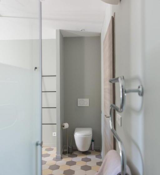 ペンション Le Mas Des Alexandrins