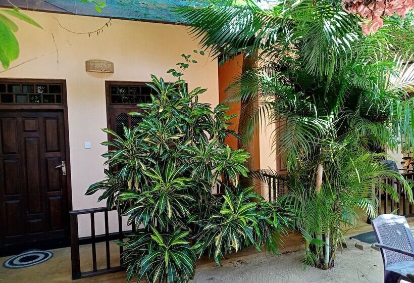 بنسيون Surf & Relax Inn Arugambay