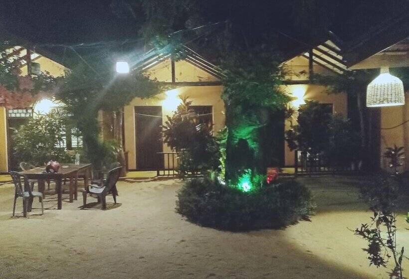 بنسيون Surf & Relax Inn Arugambay