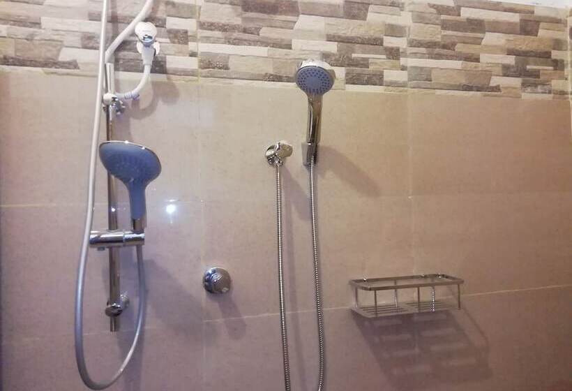 بنسيون Surf & Relax Inn Arugambay