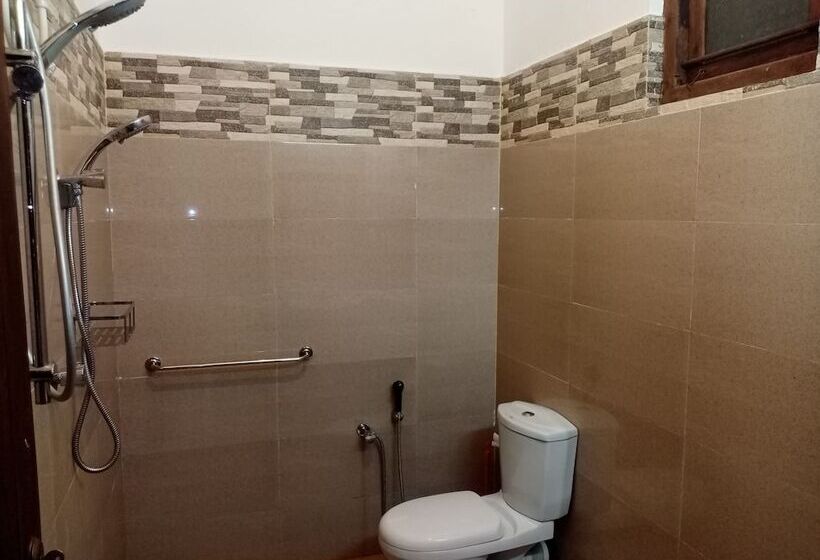 بنسيون Surf & Relax Inn Arugambay