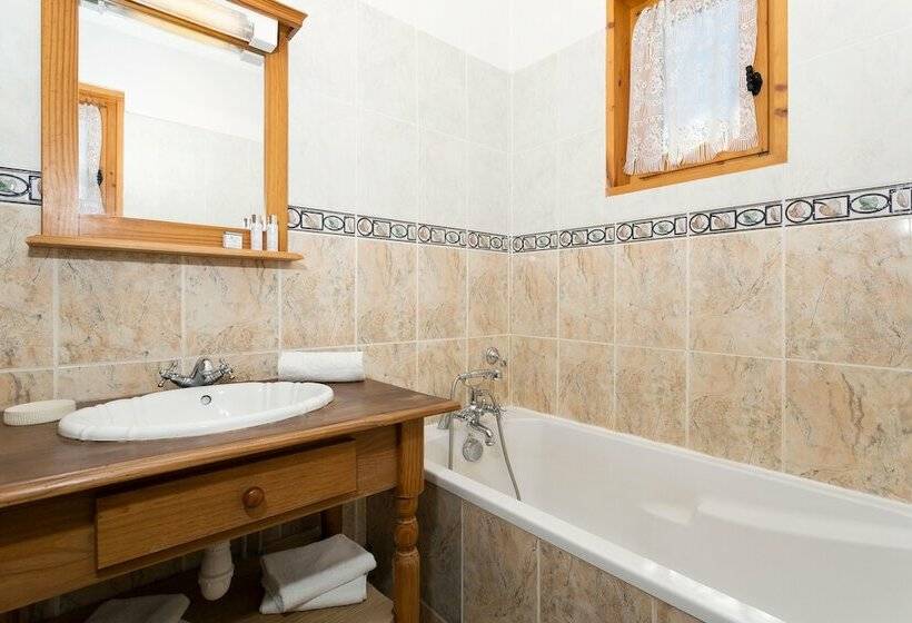 Резиденция Madame Vacances Les Chalets De La Tania