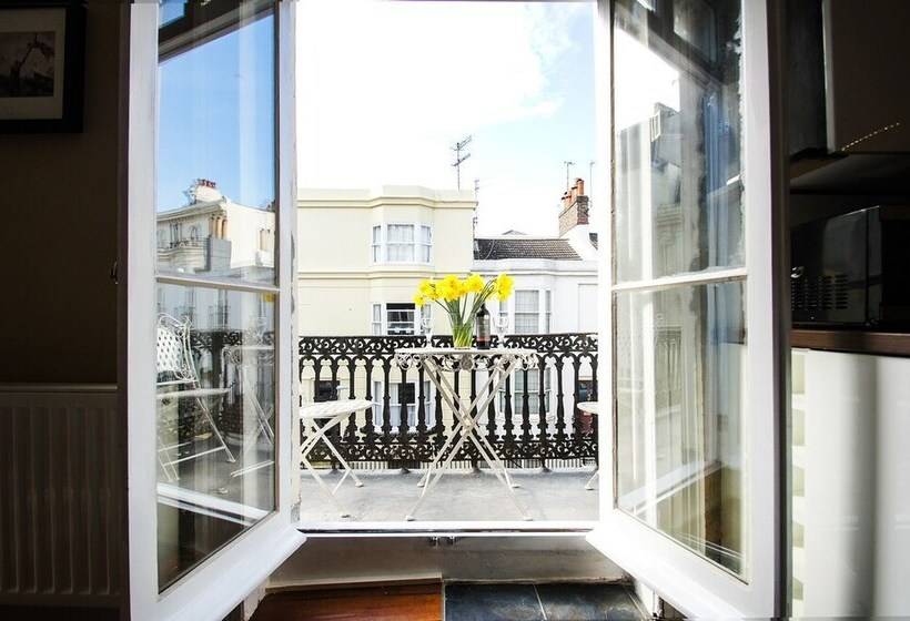 Sillwood Balcony Apartment Central By Brighton Holiday Lets