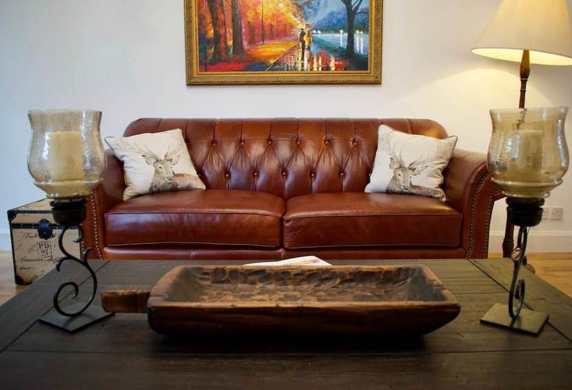 Spacious Cottage In Edinburgh