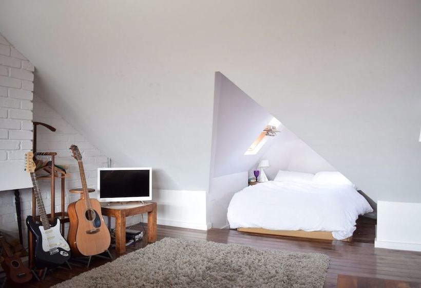 Spacious Family Home In Wembley