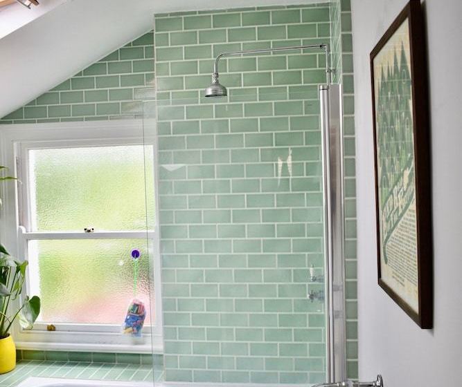 Spacious Family Home With Garden