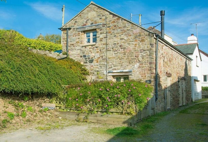 Stables Georgeham 2 Bedrooms Sleeps 6 Dogs Welcome