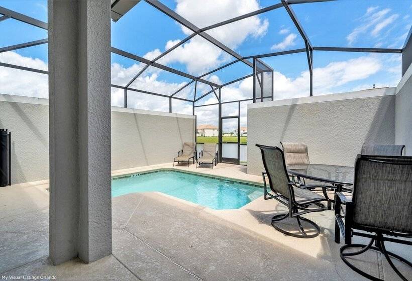 Stunning Lakeview Townhome W/ Private Pool!