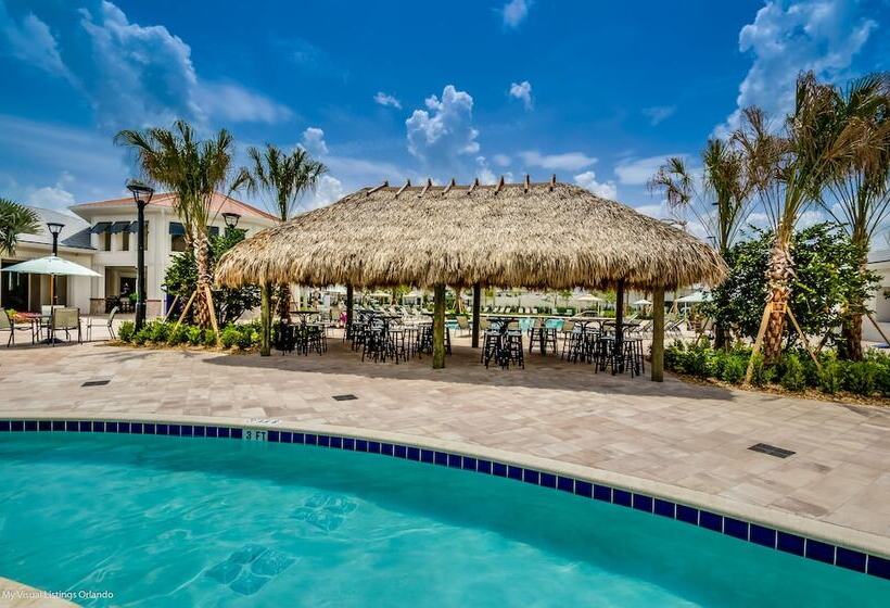 Stunning Lakeview Townhome W/ Private Pool!