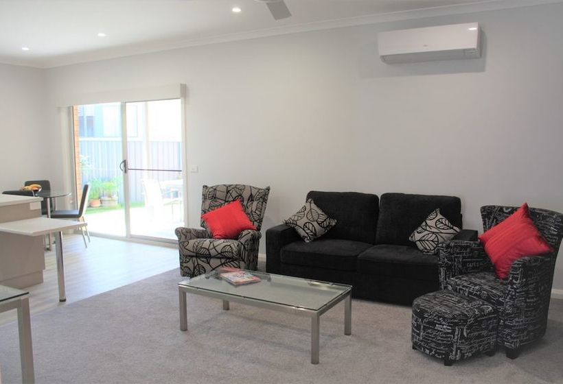 Willow Island  Waterfront