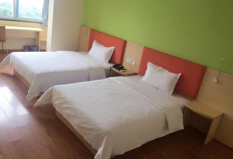 酒店 7 Days Inn Ganzhou Railway Station Waitan No.1 Branch