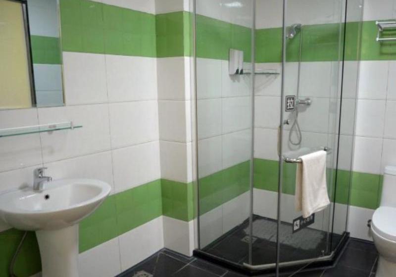 فندق 7 Days Inn Heze Shan County Bus Station Branch