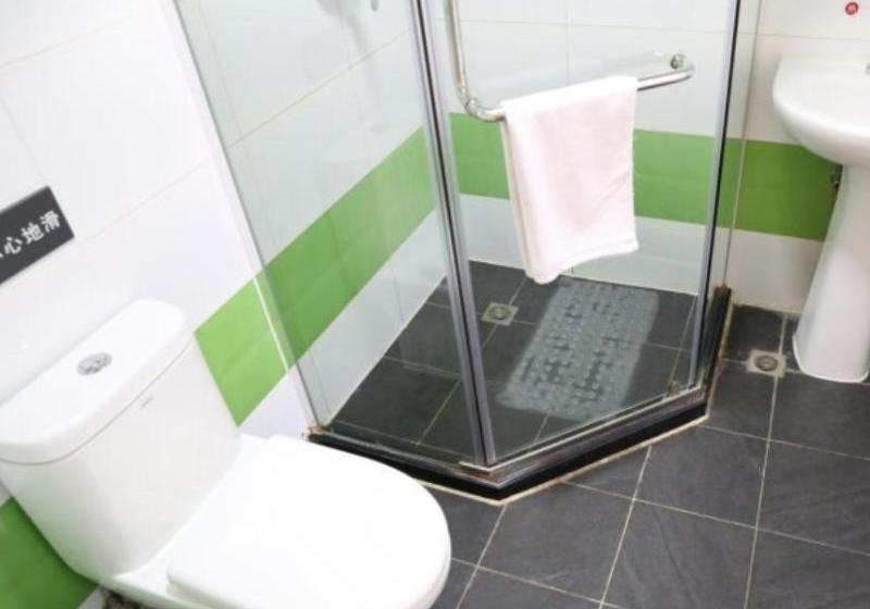 فندق 7 Days Inn Heze Shan County Bus Station Branch