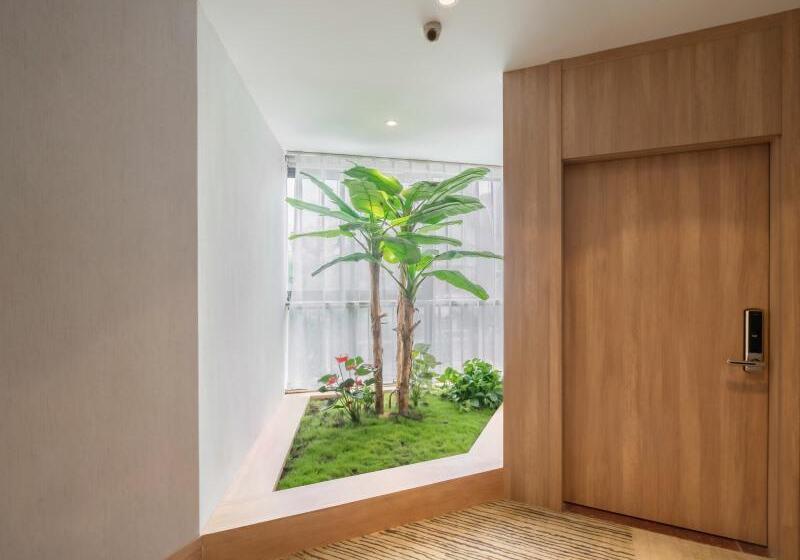 Отель Greentree Inn Jiangsu Wuxi Nanchang Walking Street Tongyang Road Business