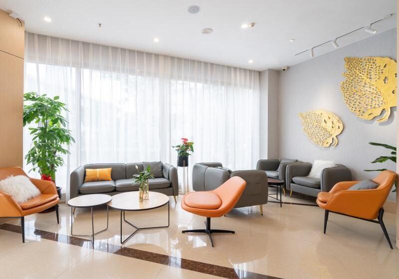 Отель Greentree Inn Jiangsu Wuxi Nanchang Walking Street Tongyang Road Business